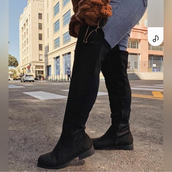 Fashionable Knee boots /black - Picture 3 of 10